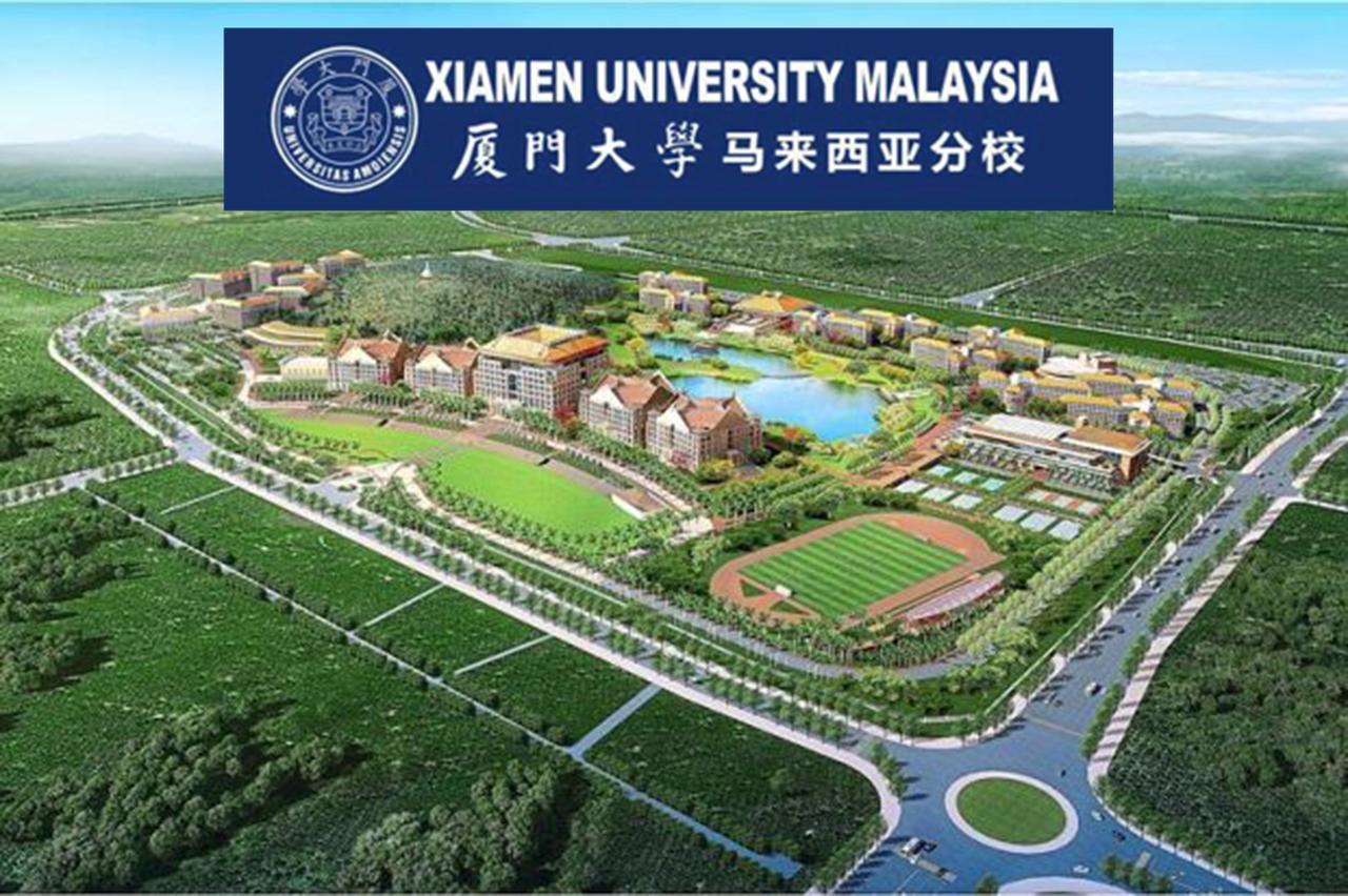 Hotel Zamburger Kota Warisan Sepang Esterno foto